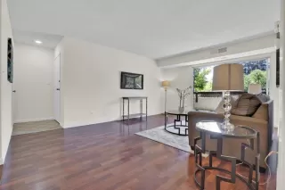 Photo #4: ML81901474 Listing