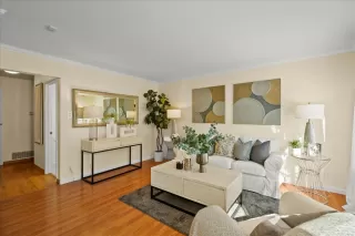 Photo #5: ML81907393 Listing 