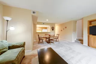 Photo #4: ML81908341 Listing 