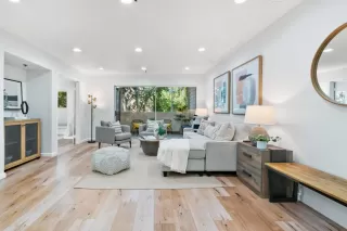 Photo #5: ML81908901 Listing