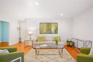 Photo #3: ML81909001 Listing