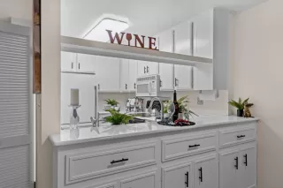 Photo #4: ML81909837 Listing