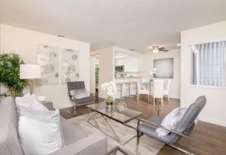 Photo #6: ML81910100 Listing 