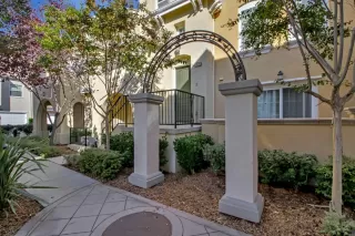 Photo #2: ML81911614 Listing