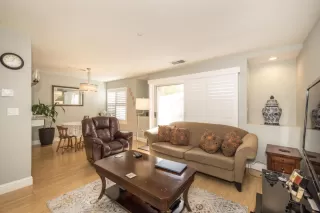 Photo #4: ML81912377 Listing 