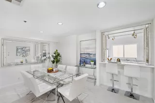 Photo #4: ML81913020 Listing