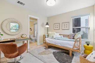 Photo #4: ML81913035 Listing 