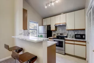 Photo #5: ML81913377 Listing 