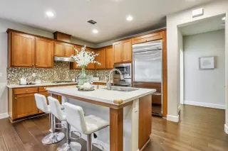 Photo #5: ML81913506 Listing 