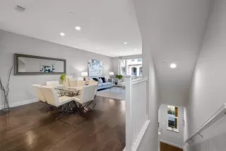 Photo #4: ML81913604 Listing 