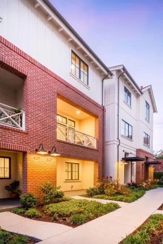 Photo #2: ML81913895 Listing