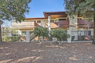 Photo #2: ML81913941 Listing