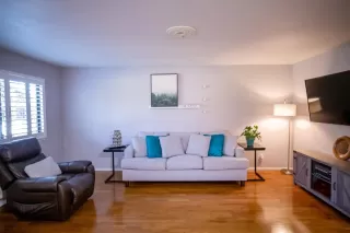 Photo #4: ML81914009 Listing 