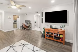 Photo #6: ML81914544 Listing 