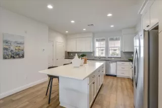 Photo #5: ML81914776 Listing 