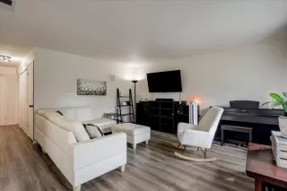 Photo #4: ML81915301 Listing 