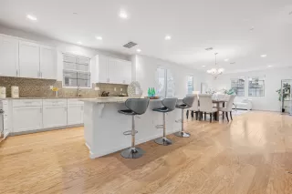 Photo #5: ML81915480 Listing 