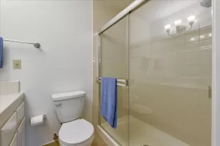 Photo #5: ML81915622 Listing