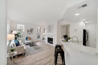 Photo #4: ML81915822 Listing