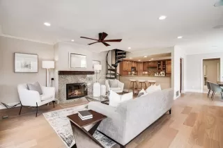 Photo #5: ML81916009 Listing