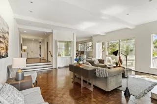 Photo #3: ML81916328 Listing