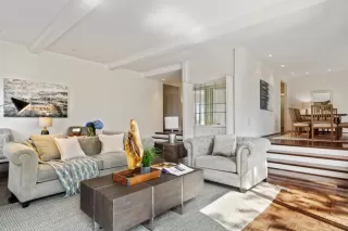 Photo #6: ML81916328 Listing