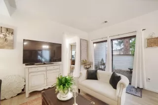 Photo #4: ML81916398 Listing