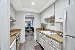 Photo #6: ML81916894 Listing