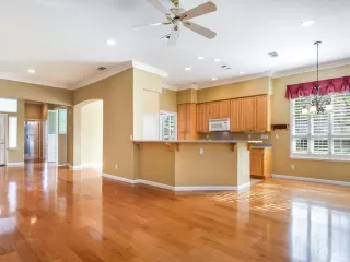 Photo #5: ML81916973 Listing 