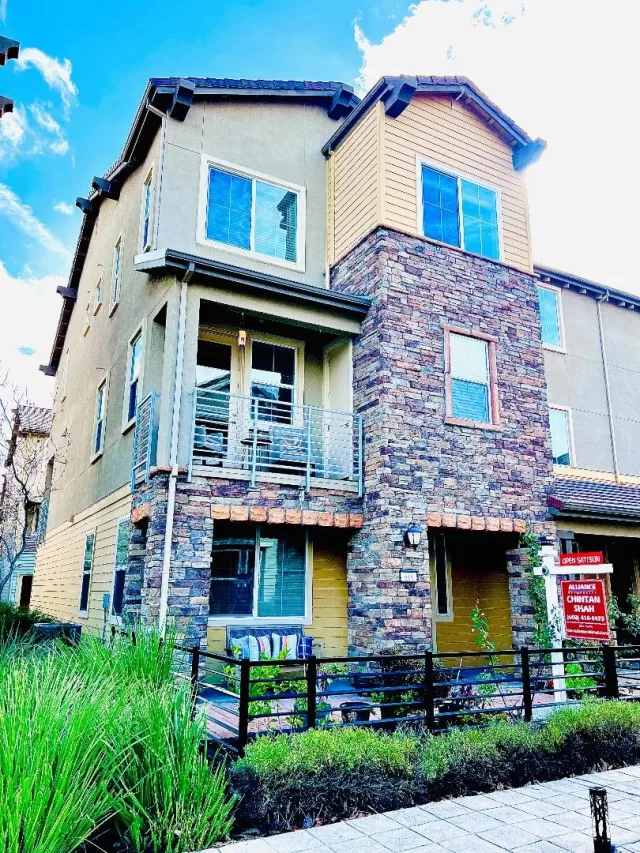 MLS: ML81917045 Condo For Sale