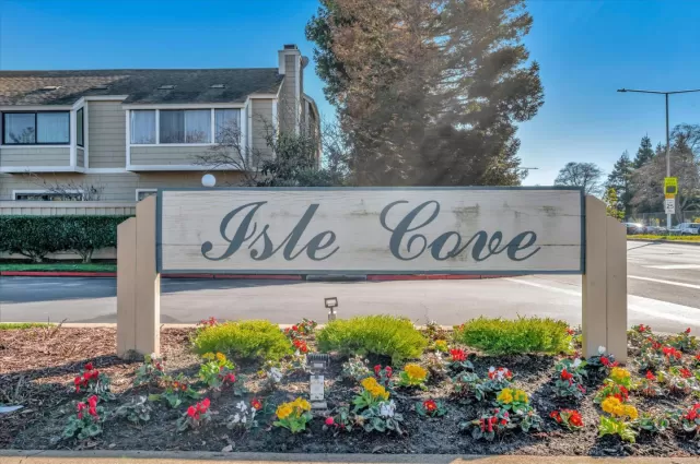 MLS: ML81917407 Condo For Sale