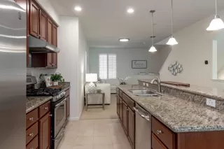 Photo #5: ML81917776 Listing