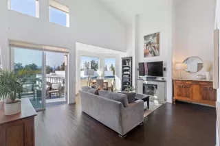 Photo #4: ML81918054 Listing