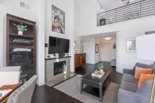 Photo #5: ML81918054 Listing