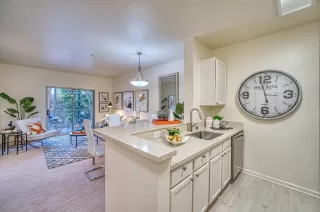 Photo #4: ML81918200 Listing