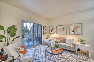 Photo #5: ML81918200 Listing