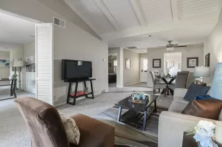 Photo #5: ML81918235 Listing 