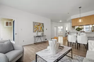 Photo #3: ML81918284 Listing 