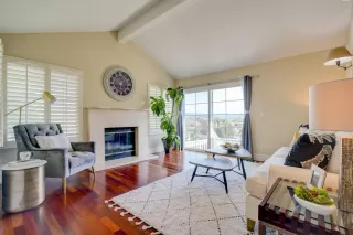 Photo #3: ML81918322 Listing