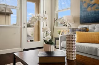 Photo #4: ML81918381 Listing 