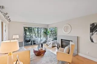 Photo #5: ML81918436 Listing 