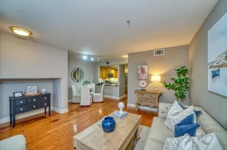 Photo #4: ML81918437 Listing