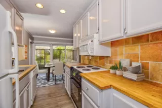 Photo #4: ML81918622 Listing 