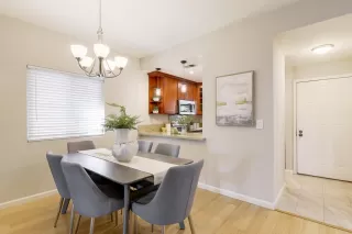 Photo #5: ML81918626 Listing