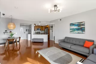 Photo #6: ML81918913 Listing