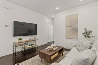 Photo #5: ML81919346 Listing 