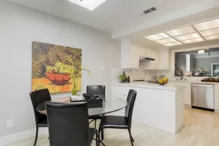 Photo #5: ML81919456 Listing