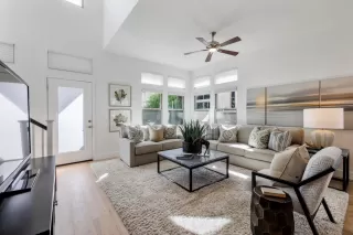 Photo #6: ML81919557 Listing 