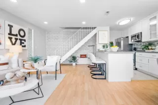 Photo #5: ML81919659 Listing