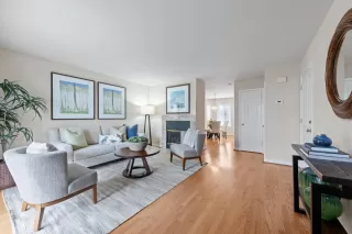 Photo #4: ML81920650 Listing 